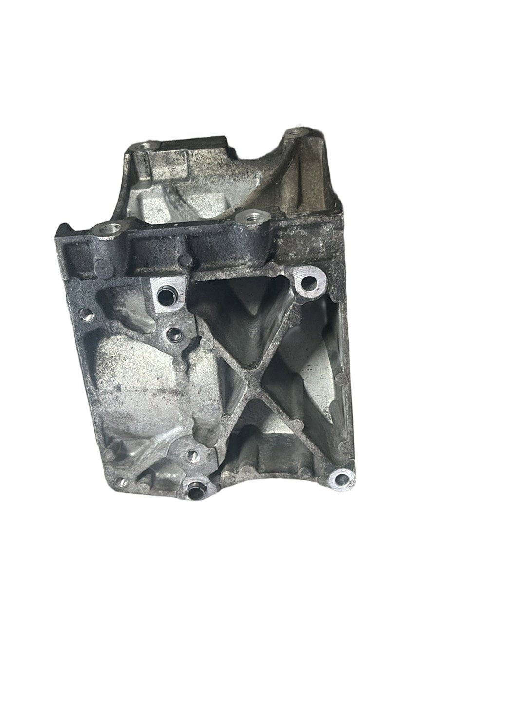 2007 - 2012 Volvo C30 533 Hatchback Aircon Pump Mounting Bracket 4M5Q19D624CC