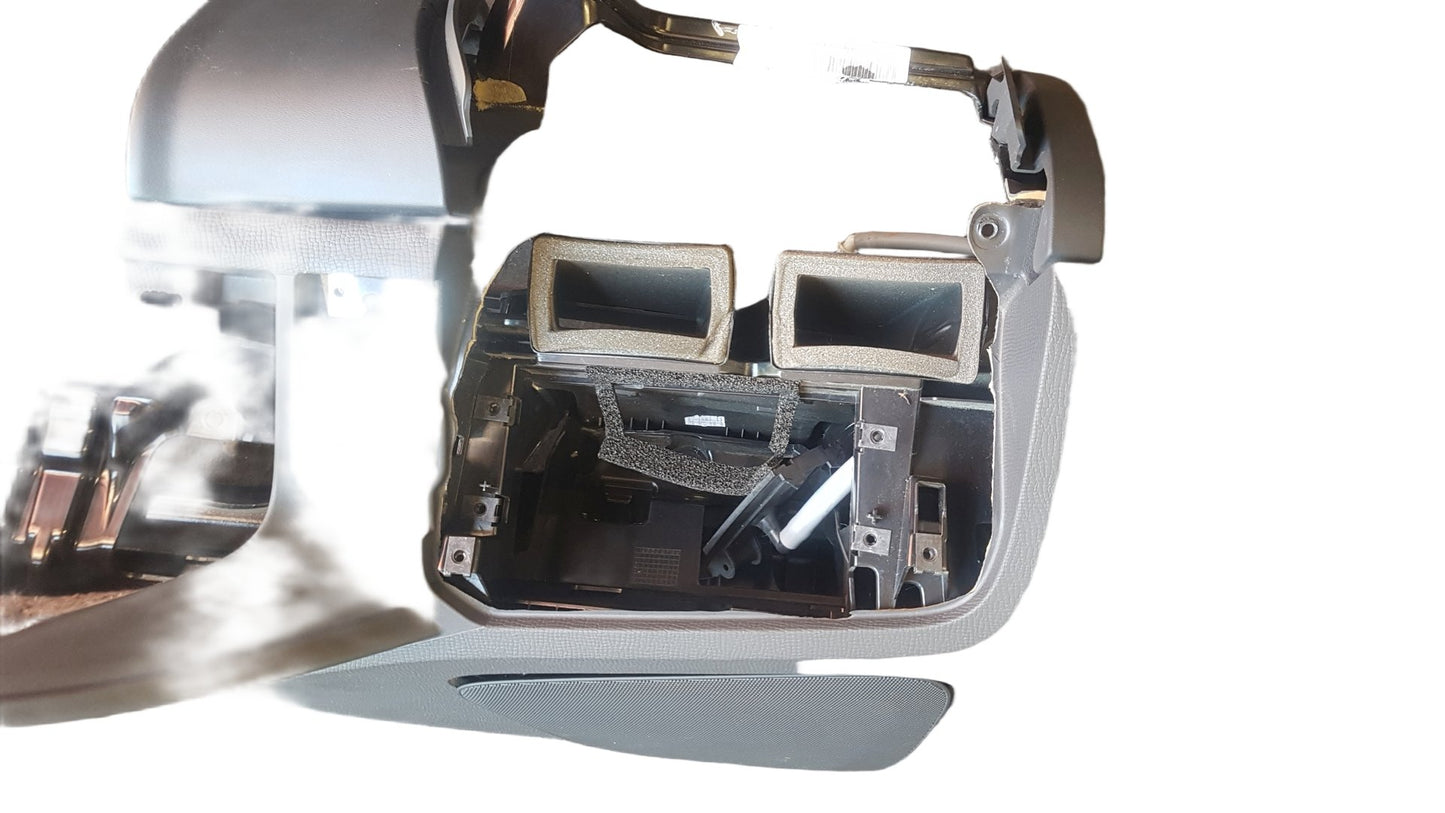 2008 - 2017 Volvo XC60 I 156 SUV Dashboard and Passenger Airbag Compartment
