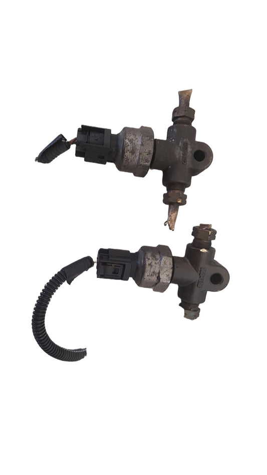 2007 Volvo XC90 I 275 Estate Brake Pressure Sensors (pair) 3524132