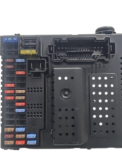 2000 - 2007 Volvo XC70  Estate CENTRAL ELECTRONIC MODULE (CEM) 30765646