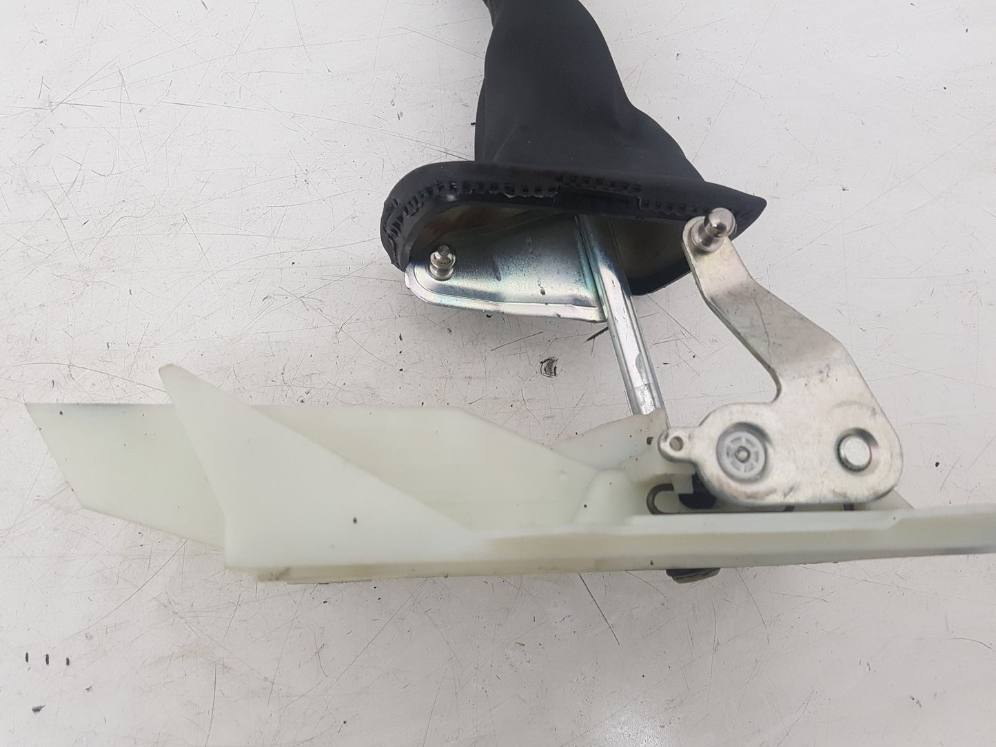 2005 - 2012 Volvo S40  Saloon Gear Stick/Shifter 31367099, 30759295