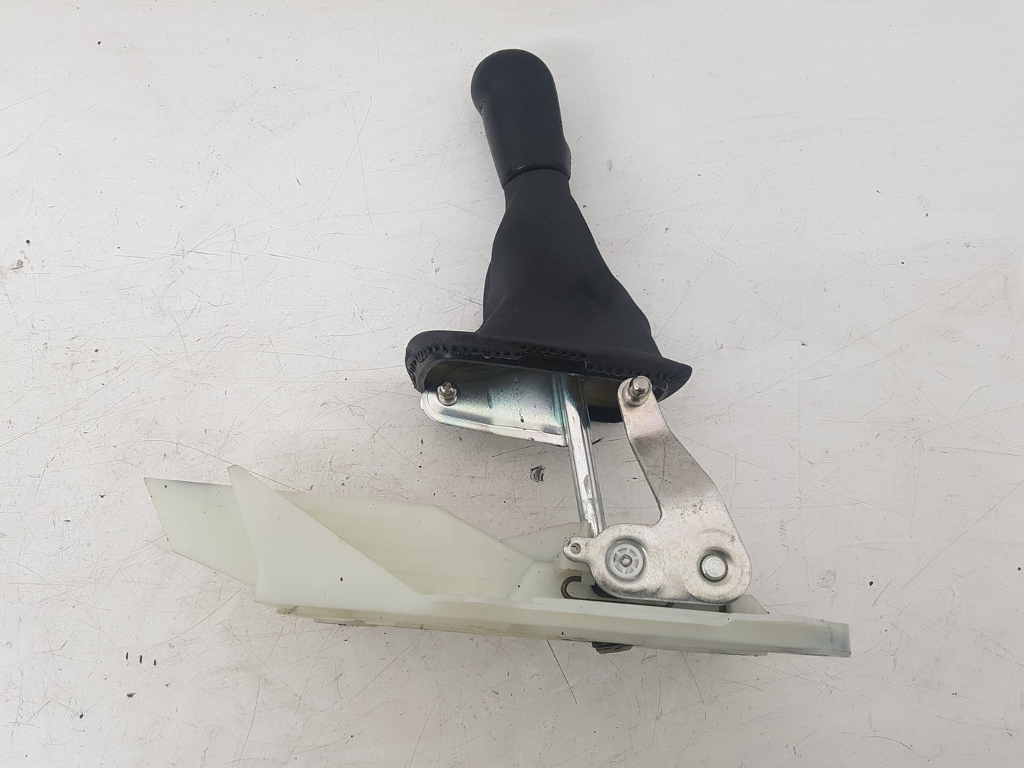 2005 - 2012 Volvo S40  Saloon Gear Stick/Shifter 31367099, 30759295