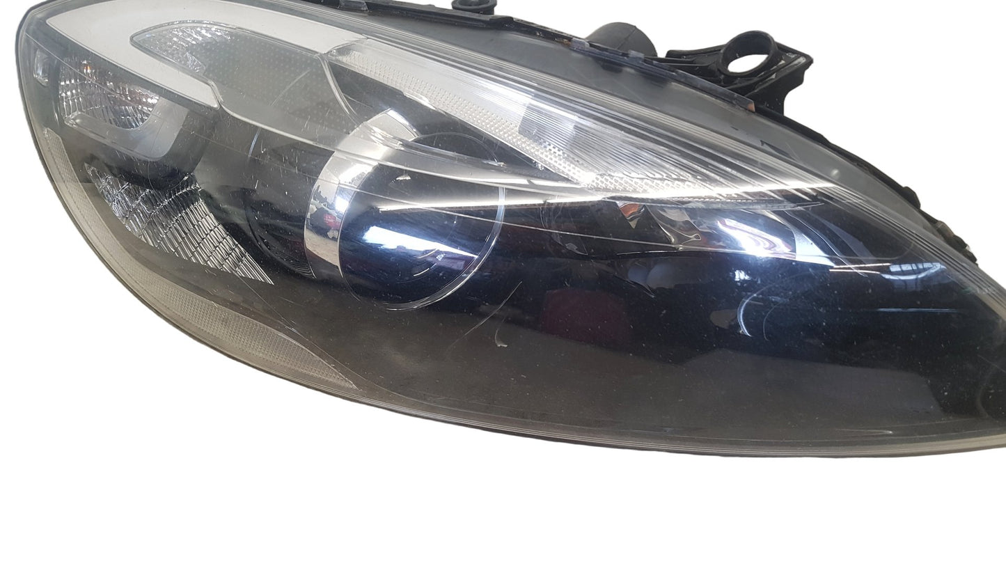 2015 Volvo V40 Right Headlight 31420010 VRAC Grade A