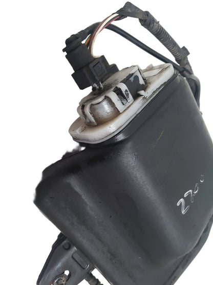 2005-2013 Volvo C70 AdBlue Additive Tank Assembly 3M519C103AM
