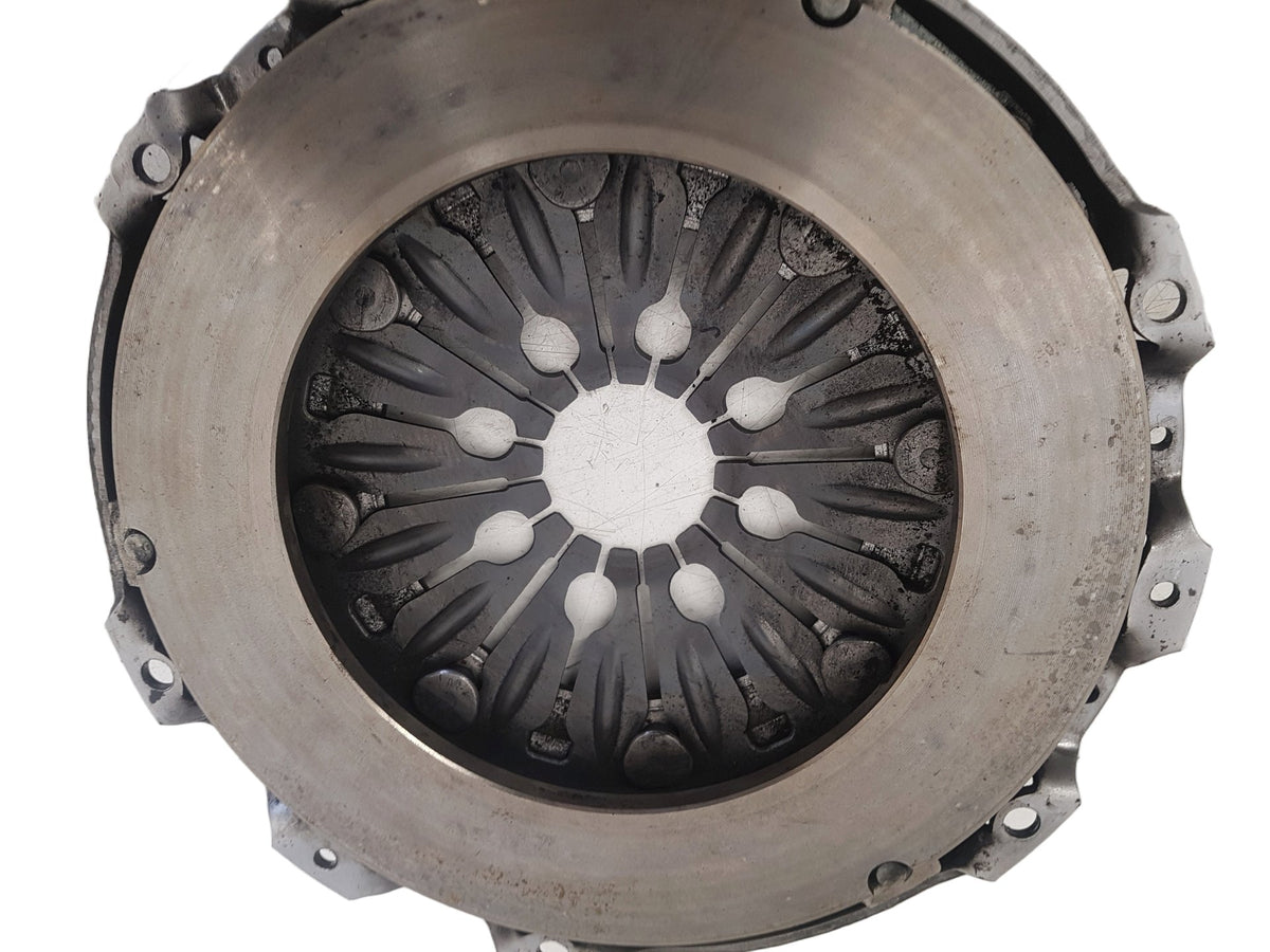 2011-2015 Volvo V60 D2 Clutch Kit Valeo 702814 702444 1.6 Diesel