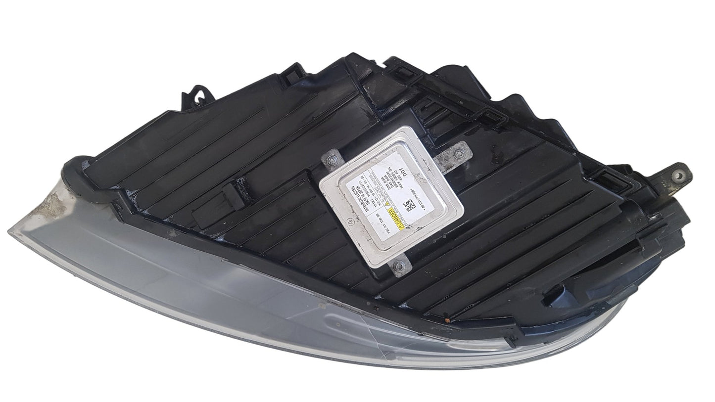 2015 Volvo V40  Hatchback Right Headlight 31420010