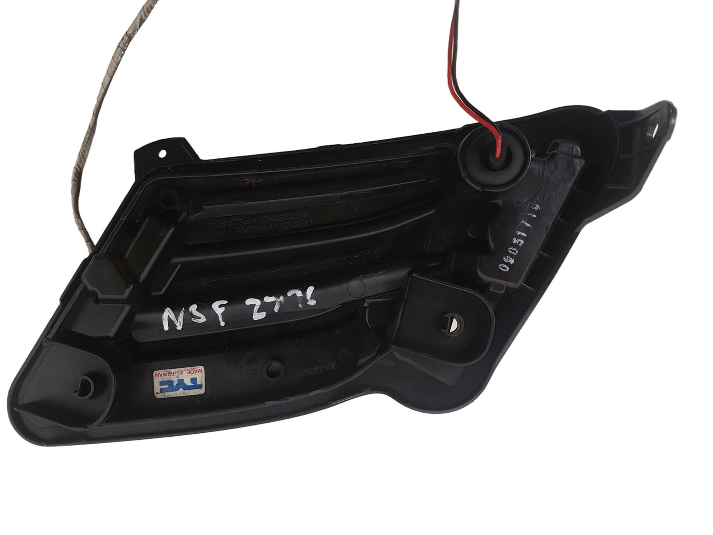 2010-2013 Volvo S60 II LED Daytime Running Light Passenger Side 2247471