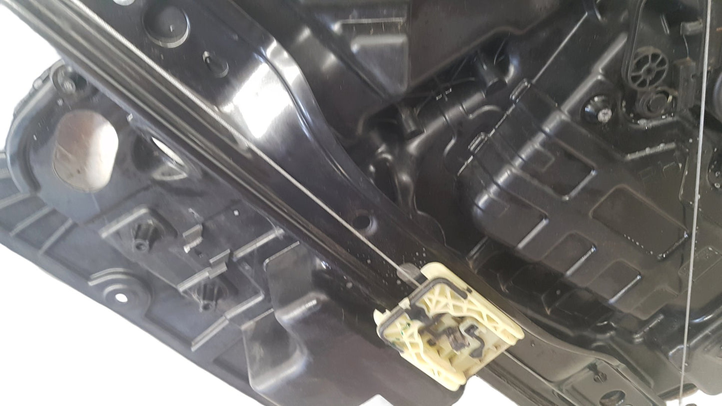 2015 - 2022 Volvo XC90 II 256 SUV Right Front Window Regulator 31349763