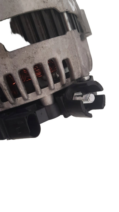 VOLVO V50  ALTERNATOR 30773111 2008