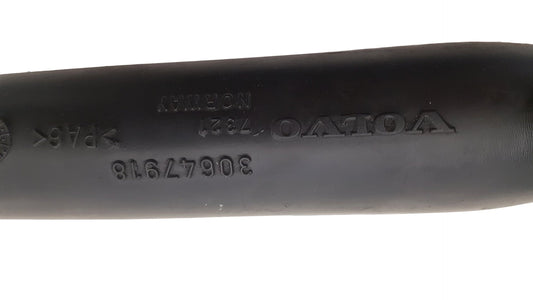 2000 - 2008 Volvo V70 II 285 Estate Intercooler Pipe 30636856