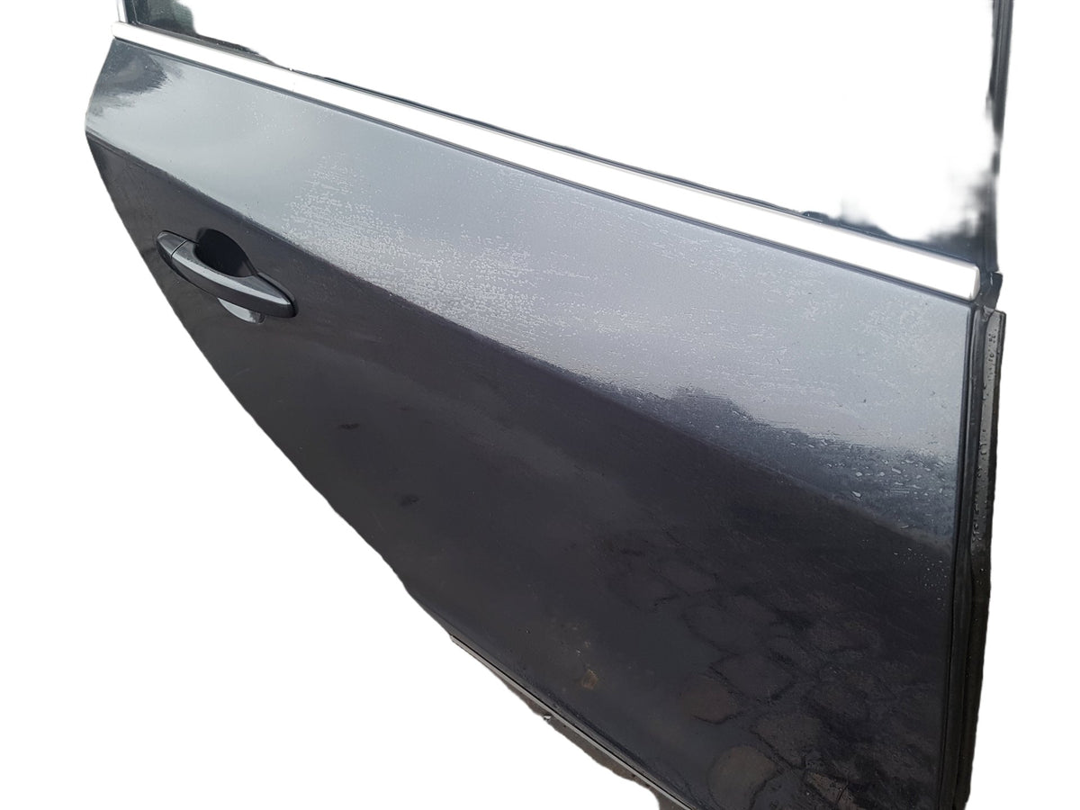 2010-2013 Volvo S60 Rear Driver Side Bare Door 492 Savile Grey 32228975