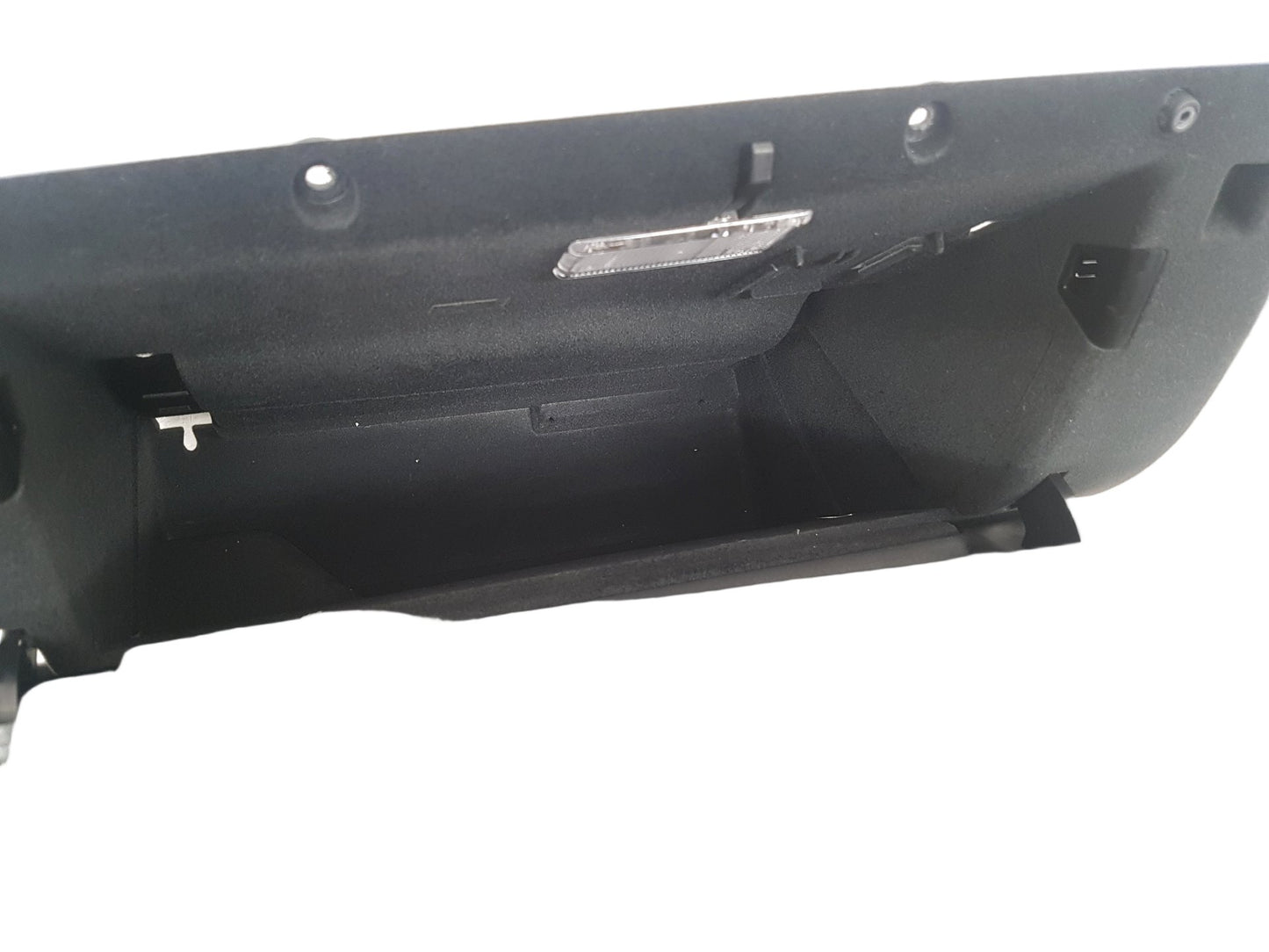 2016 Volvo V70 III 135 Estate Glove Box 39831335