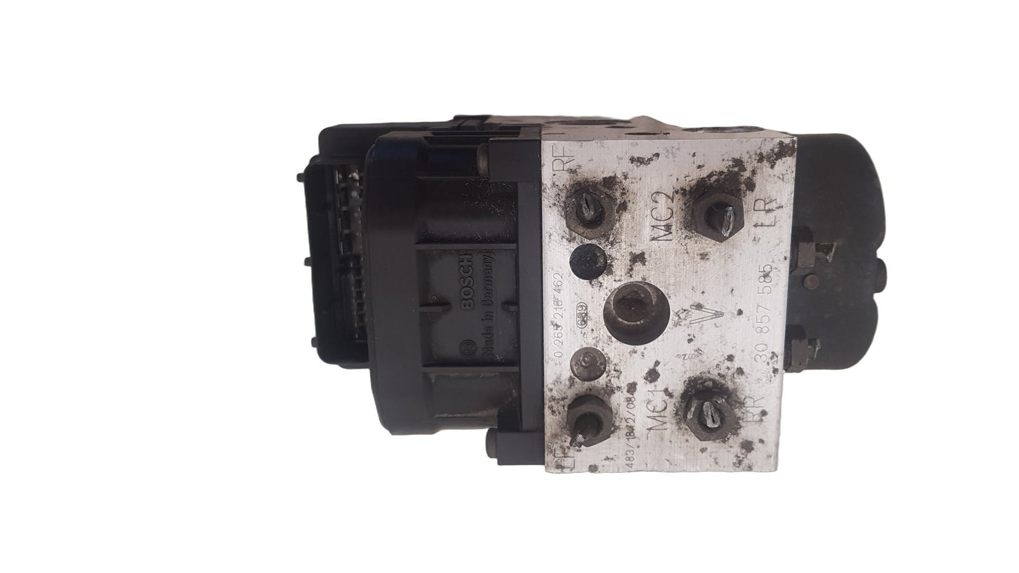 2001 Volvo S40  Saloon ABS Pump 30857585