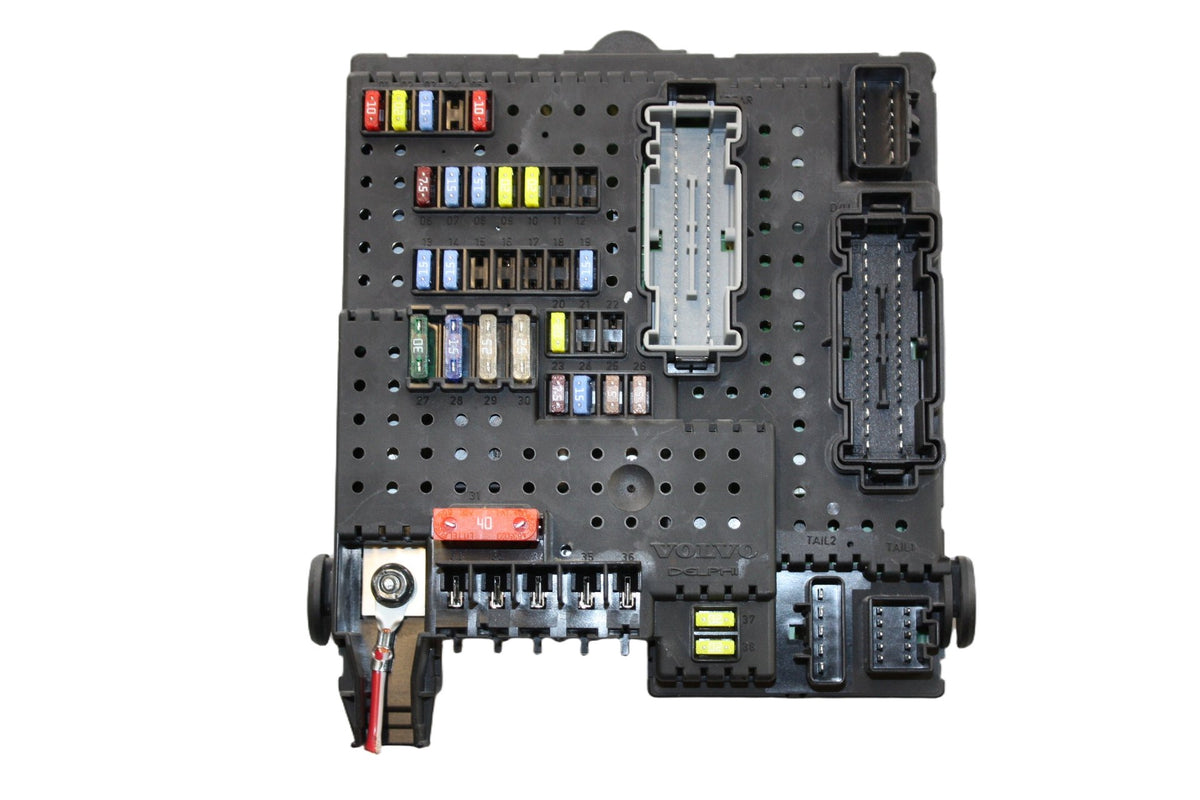 2003-2014 Volvo XC90 Rear Electronic Module REM 8676391