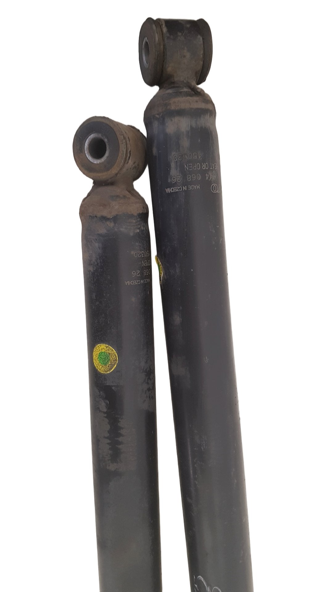 2015 Volvo V40 525, 526 249982- Rear Shock Absorbers (pair) PN: 31406826