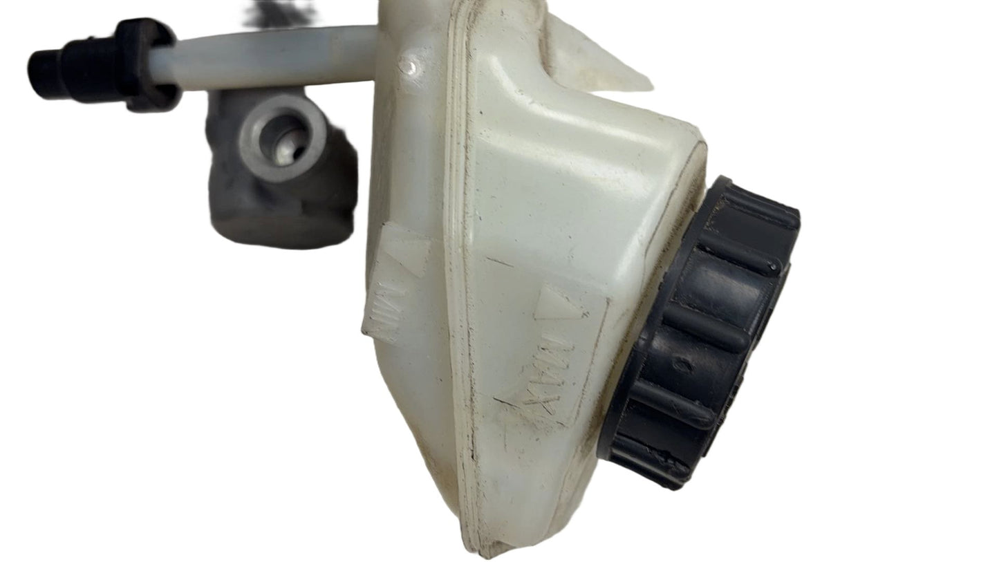 2008 - 2016 Volvo XC70 III 136 Station Wagon Brake Master Cylinder 03350885561