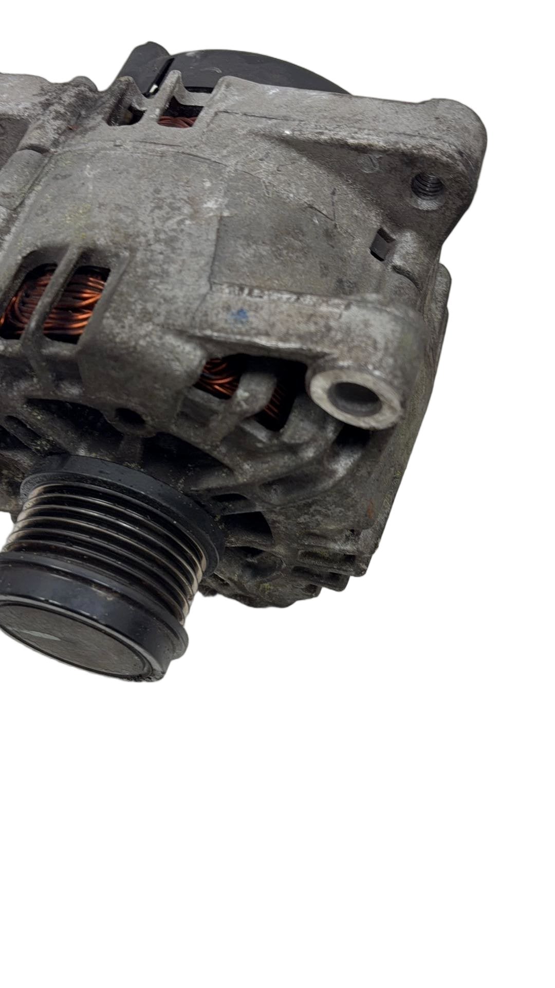 2013-2016 Volvo V40 D2 Alternator 30659390