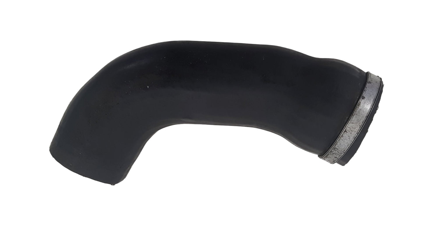 2000 - 2004 Volvo V40  Estate INTERCOOLER HOSE 30621196