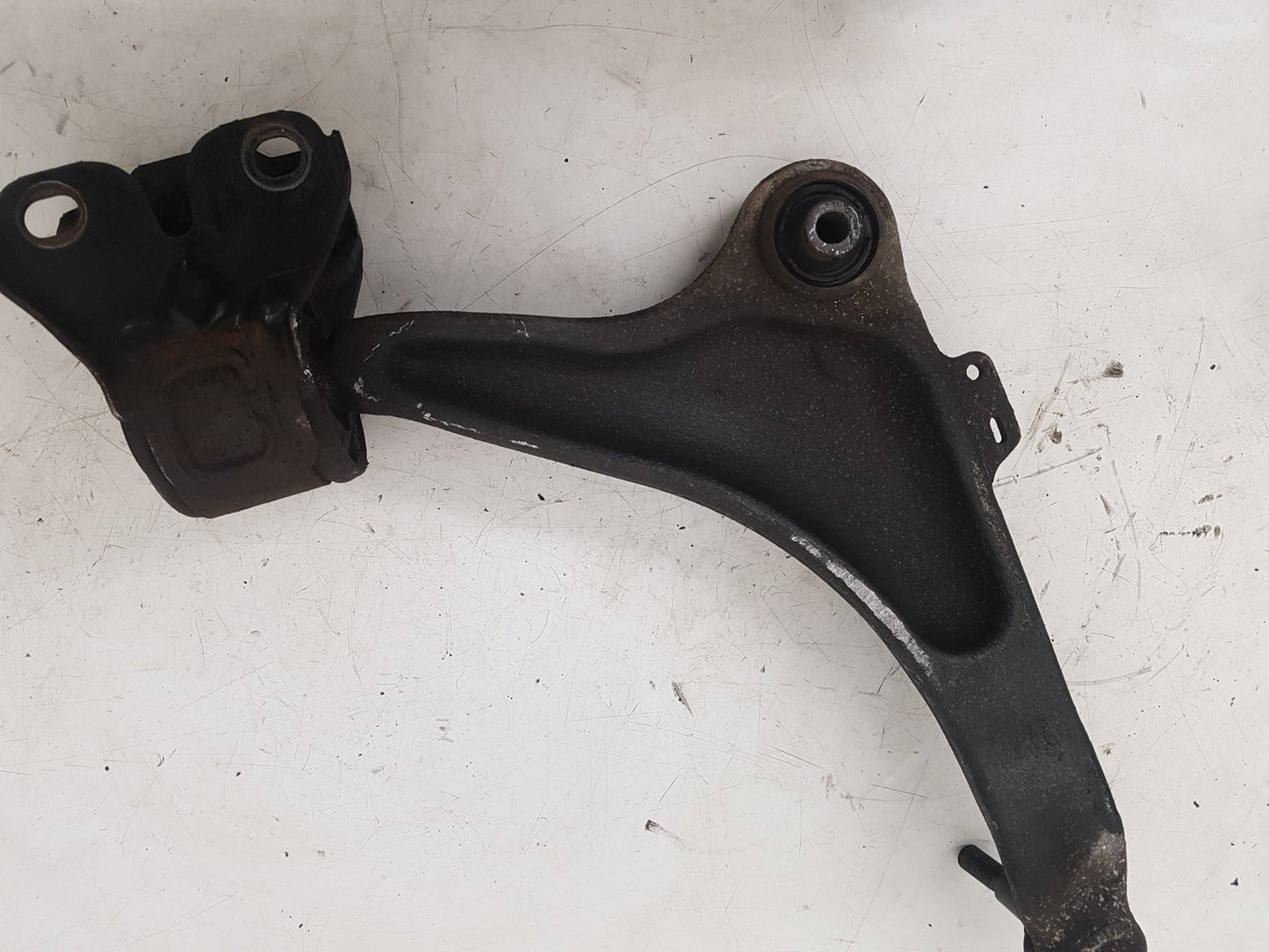 2010 - 2013 Volvo V60  Estate Left Front Lower Control Arm