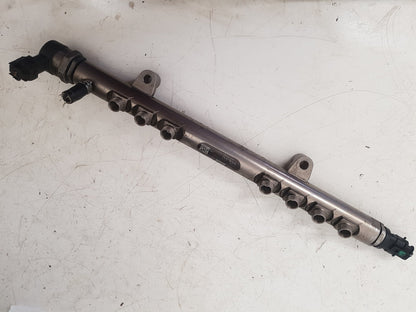 2008 - 2013 Volvo XC60 I 156 Estate Injection Rail 0445215025