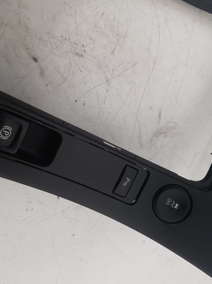 2010 - 2012 Saab 9-5  Saloon Gearshift Surround/Trim 12847465