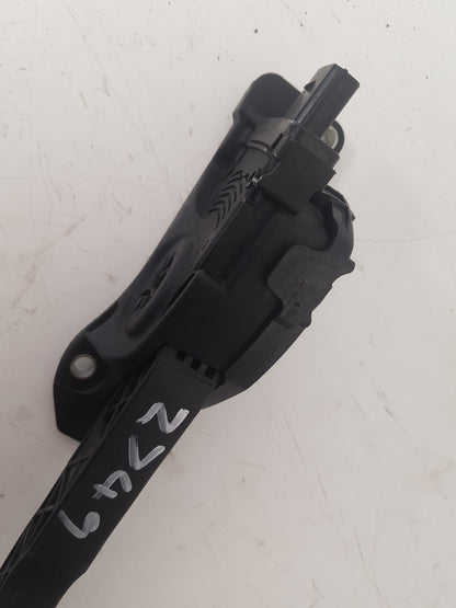 2013 Volvo V40  Hatchback Accelerator Pedal 31280596