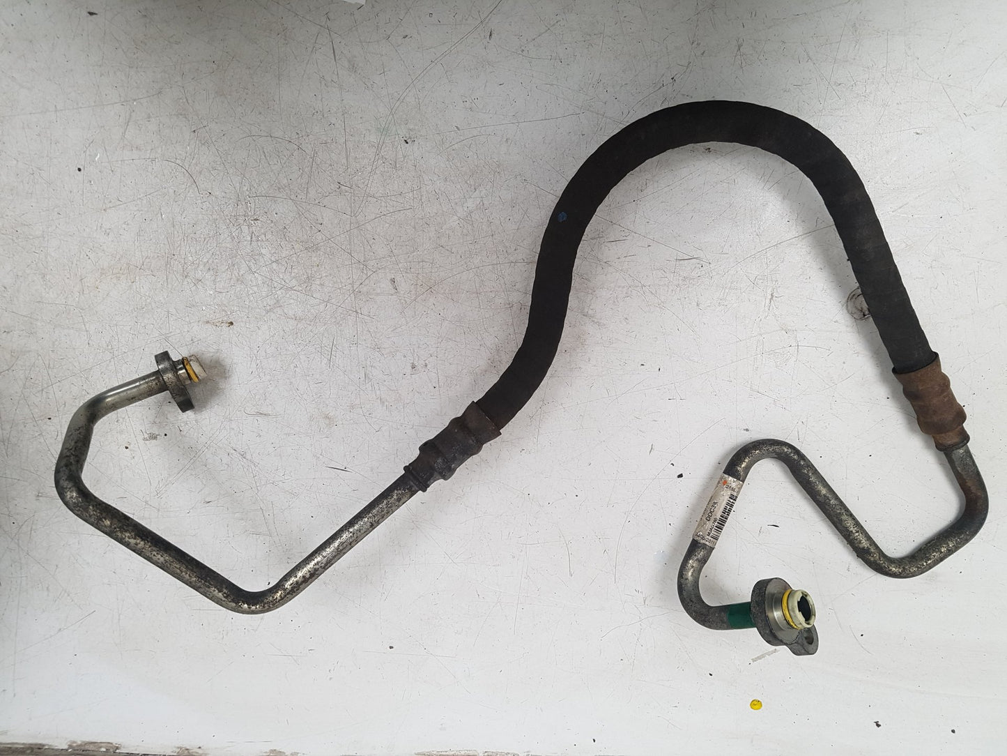 2010 - 2012 Volvo C30  Hatchback A/C Pipe  31267985