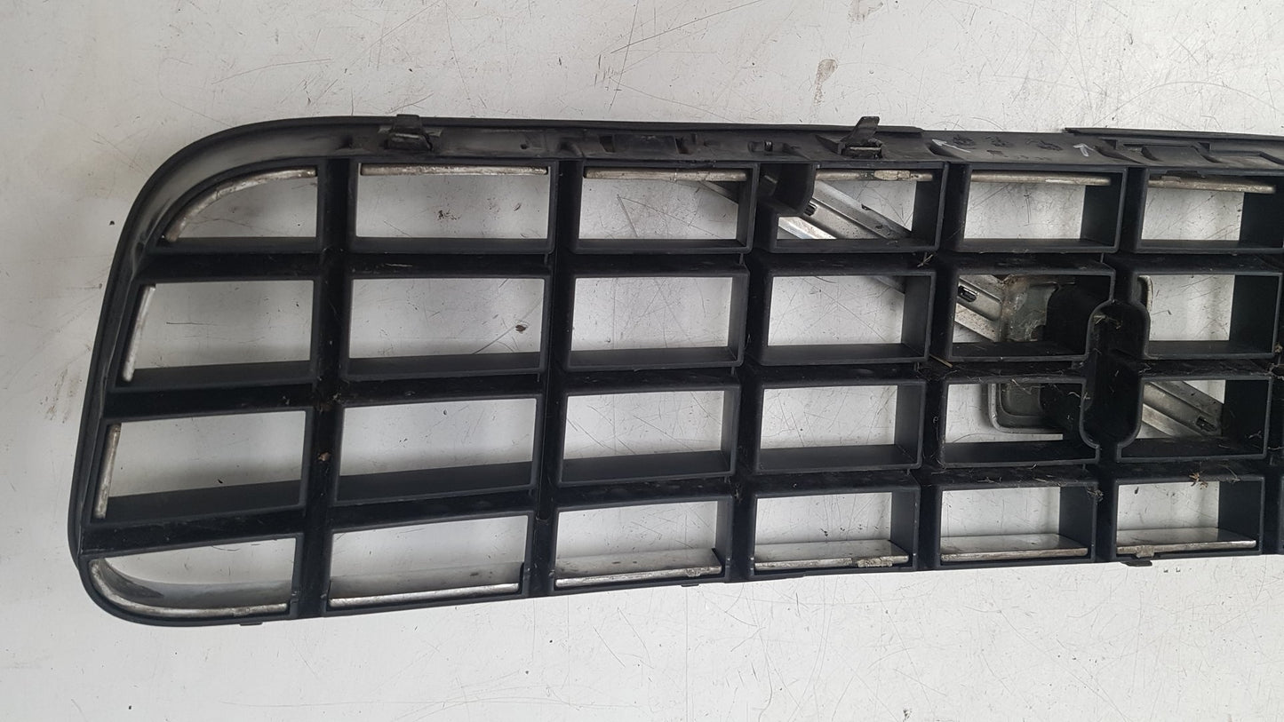 2003 - 2010 Volvo XC90  Estate FRONT GRILL 8620641