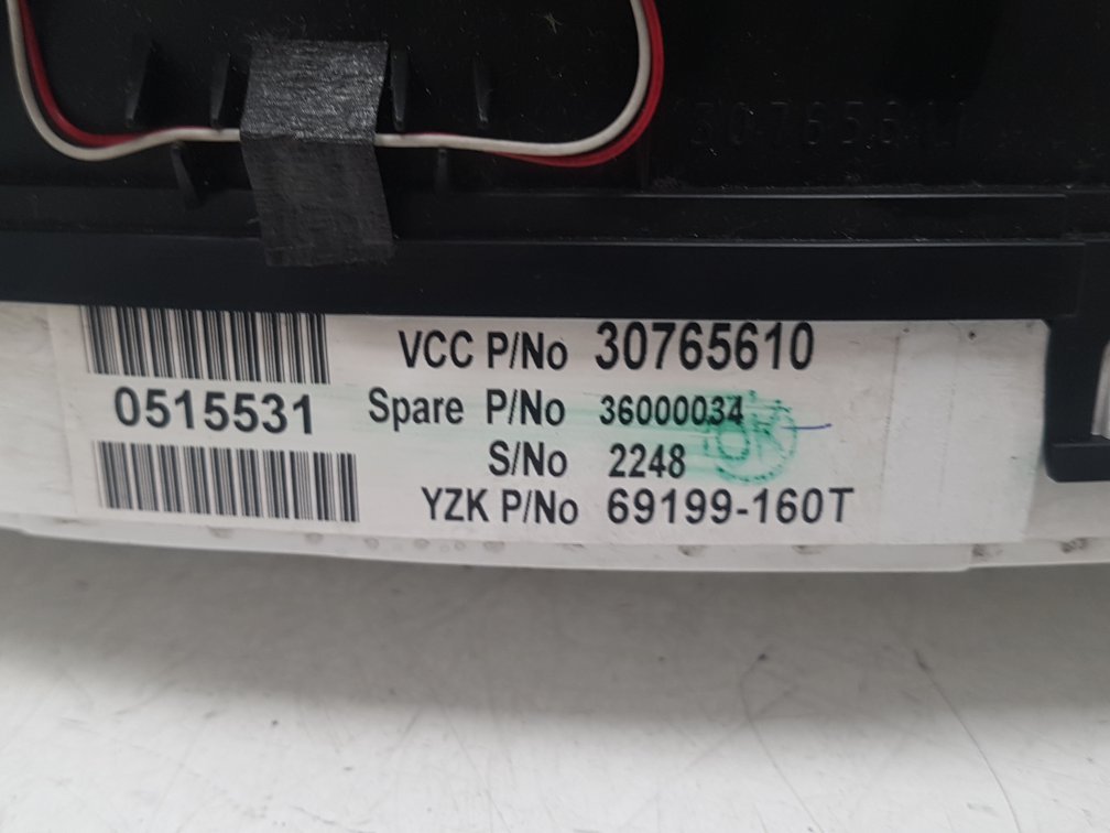 2007 Volvo XC90  Estate Instrument Cluster 30765610