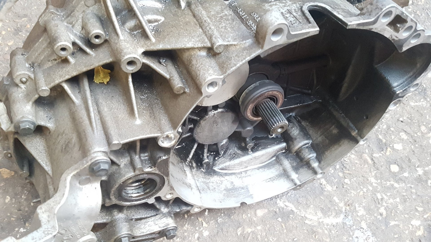 2010 - 2012 Volvo V50   Estate Manual Gearbox 31280650