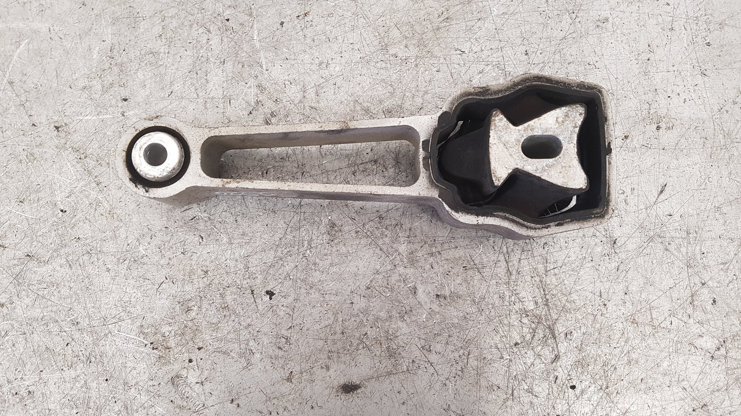2008 - 2012 Volvo V70  Estate Right Engine Mount 30793322