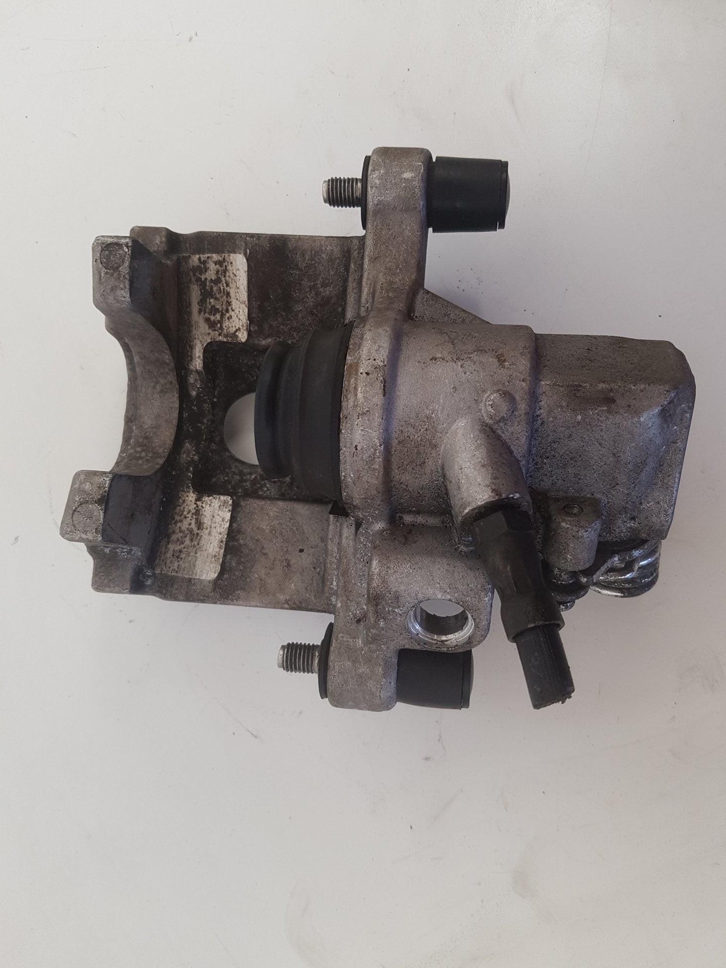 2006 - 2013 Volvo C30  Hatchback Left Rear Caliper 36000485