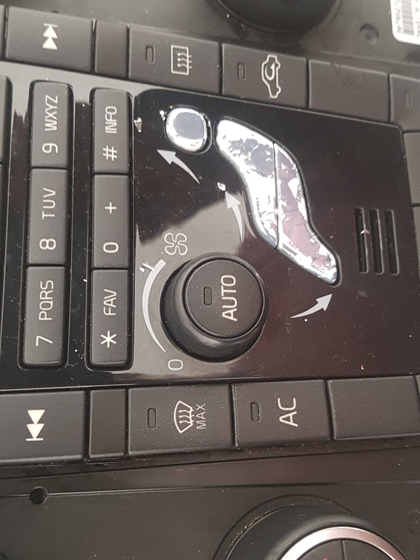 2008 - 2013 Volvo XC60 I 156 Estate HEATER & RADIO CONTROL PANNEL 30795272