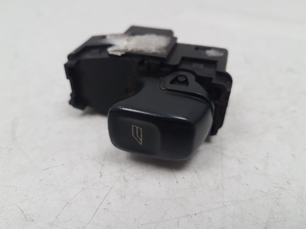 2002 - 2006 Volvo XC90  Estate Left Rear Window Switch 8685288