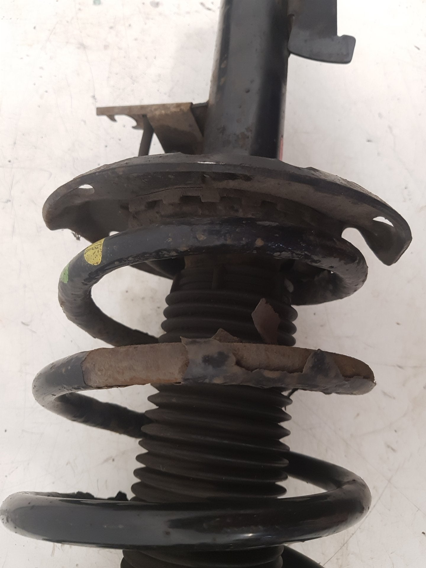 2007 - 2010 Volvo V70  Estate Left Front Shock Absorber