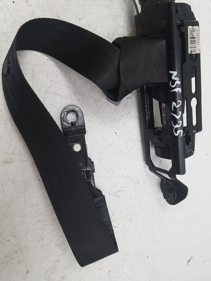 2000 - 2007 Volvo XC70  Estate Left Front Seat Belt 30734734