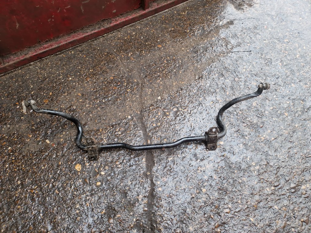 2012 - 2020 Volvo V40  Hatchback Front Sway Bar AV615482DB