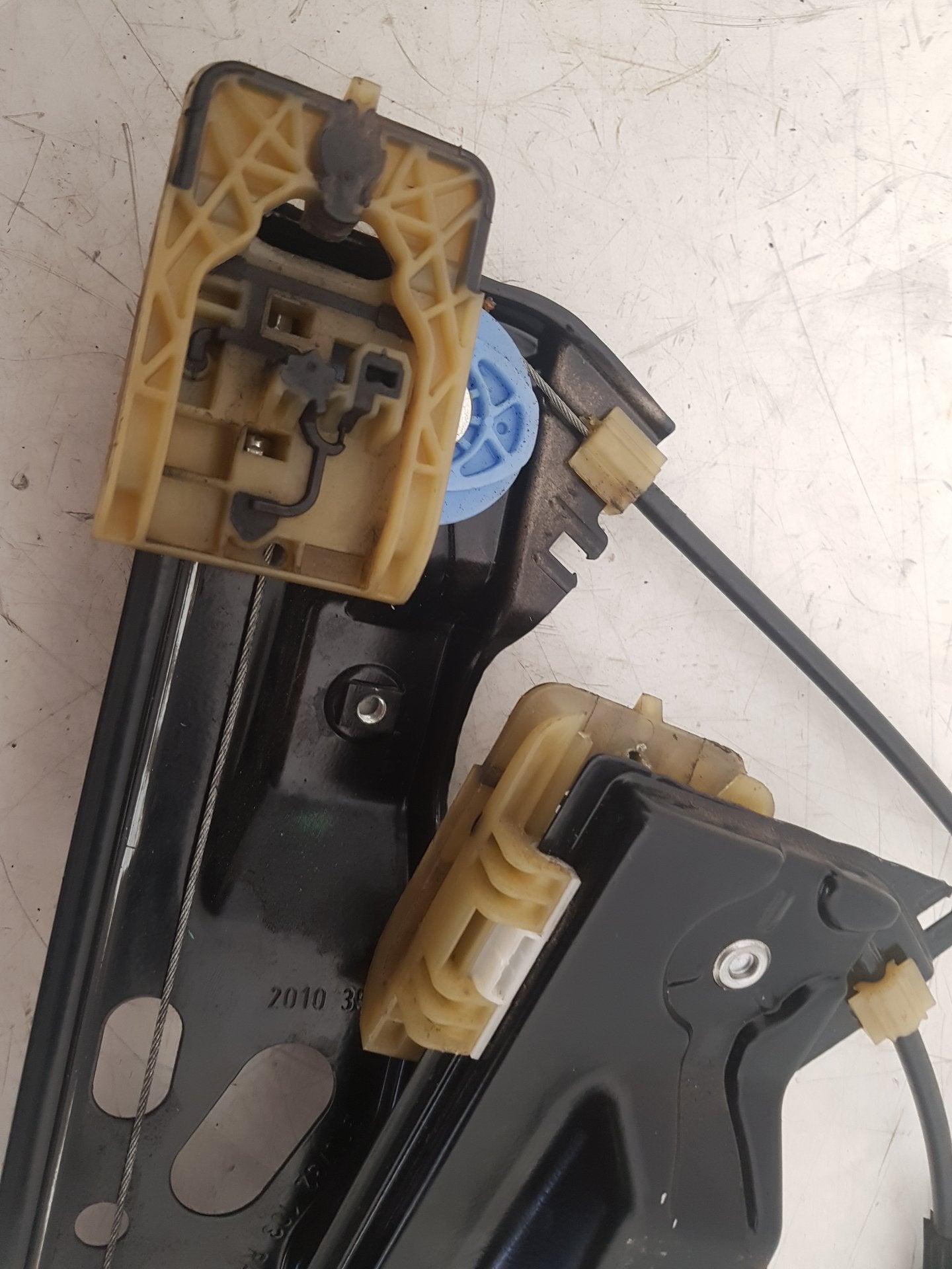 2010 - 2012 Saab 9-5  Saloon WINDOW REGULATOR/MECH ELECTRIC  (FRONT DRIVER SIDE) 916 732 103