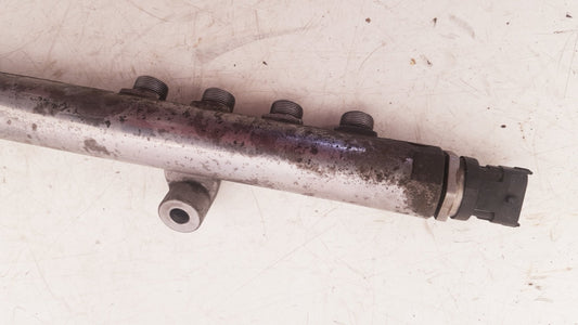 2008 - 2013 Volvo XC60 I 156 Estate Injection Rail 0445215025