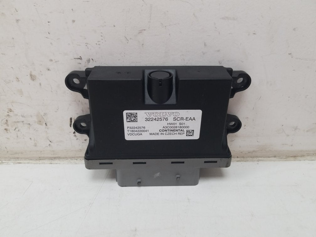2014 - 2018 Volvo V40  Hatchback AD BLUE CONTROL UNIT (NRCM) 32242576