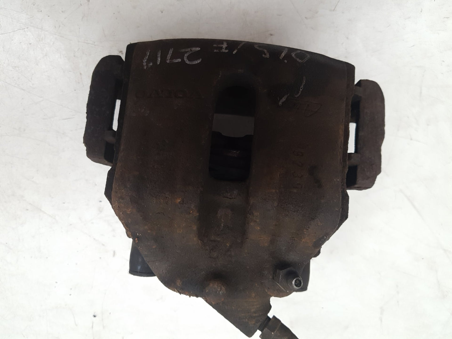 1992 - 1997 Volvo 850  Estate Right Front Caliper 3516841