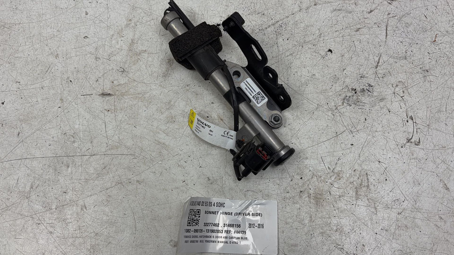 2013 - 2016 Volvo V40 III 525 Hatchback Right Bonnet Hinge 32277462