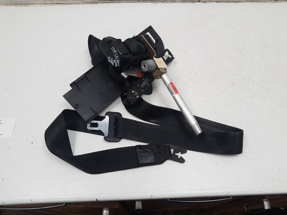 1998 - 2002 Saab 9-3  Hatchback Right Front Seat Belt