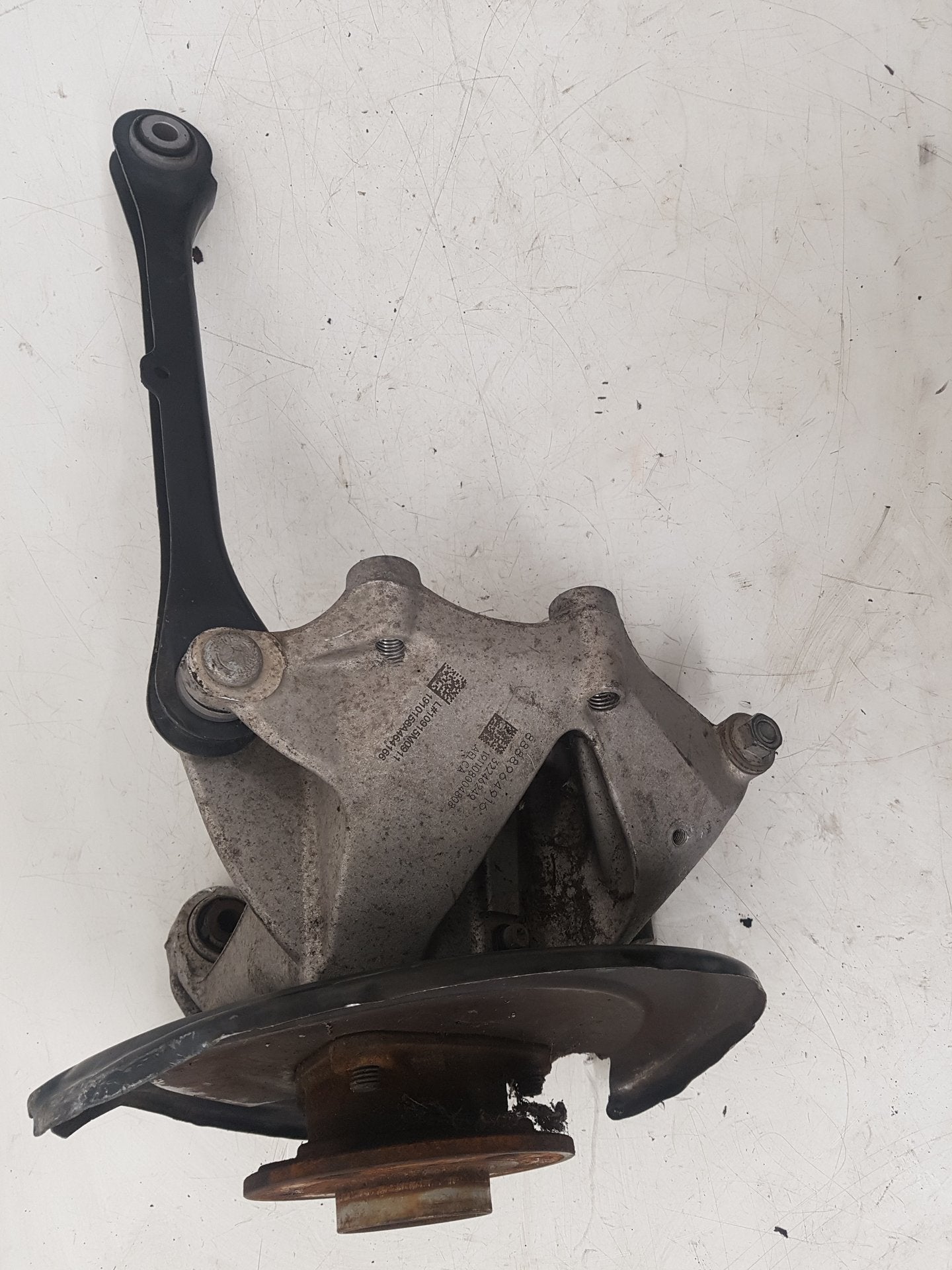 2019 - 2021 Volvo XC40 536 Estate Left Rear Hub Assembly 32246249
