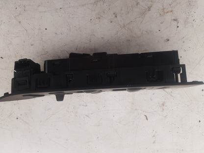 2012 - 2015 Volvo V40  Hatchback ELECTRIC WINDOW/MIRROR SWITCH BANK 31376495