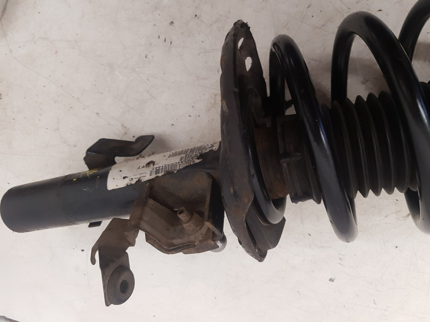2008 - 2013 Volvo XC60 I 156 Estate Left Front Shock Absorber 31340476