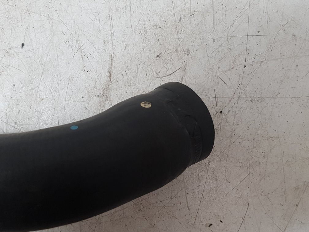 2003 - 2007 Volvo V70  Estate RADIATOR HOSE 30680912