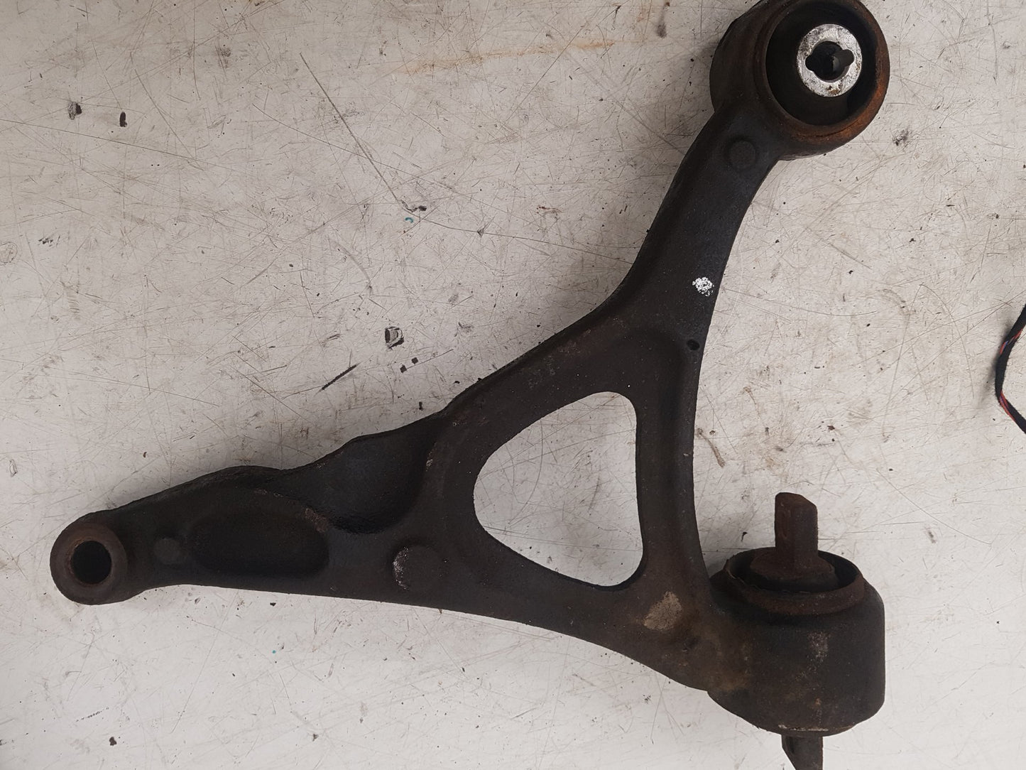 2005 - 2012  Xc90 D5 Se Awd E4 5 Dohc  Estate Right Front Lower Control Arm
