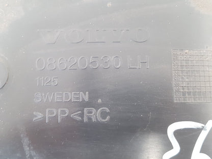 2003 - 2006 Volvo XC90  Estate Left Front Guard Liner 08620530