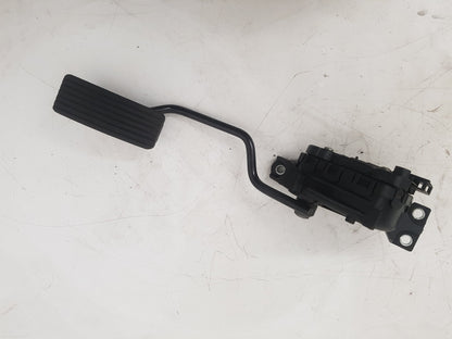 2000 - 2004 Volvo V40  Estate Accelerator Pedal 30865643